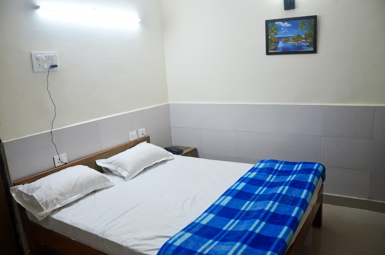 Shiv Shakti Guest House 大诺伊达 外观 照片